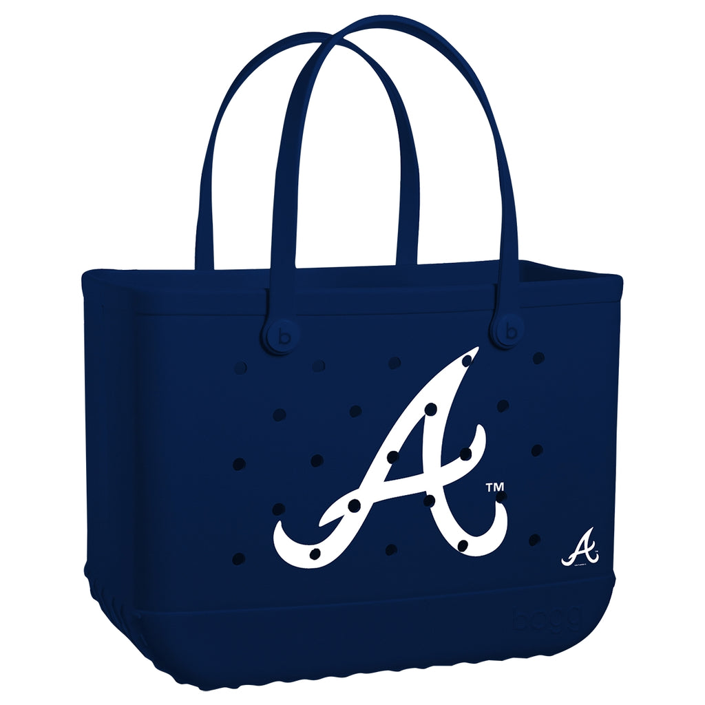 Original Bogg Bag Atlanta Braves Poolside Storage Carryall Durable Sandproof with Reinforced Handles for Cruise Travel Travel Organizer Vacation Essentials for Women