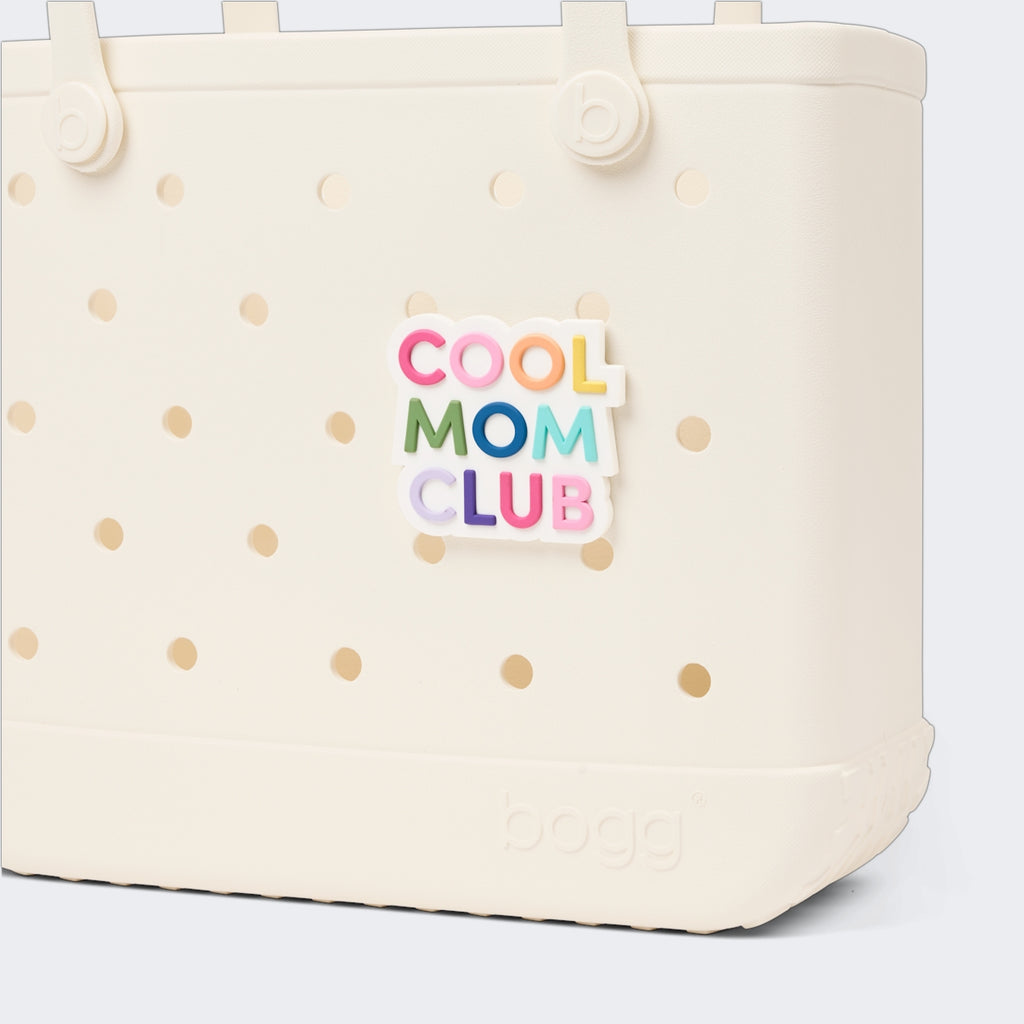 Bogg Bit Cool Mom Club Open Top Beach Organizer Durable Waterproof with Makeup Bag for Resort Holidays Travel Organizer Vacation Essentials for Women